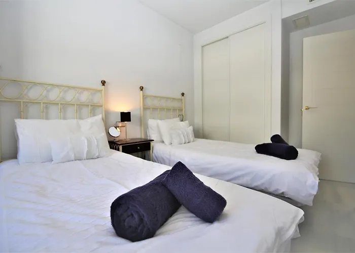 Port Flo Apartment *